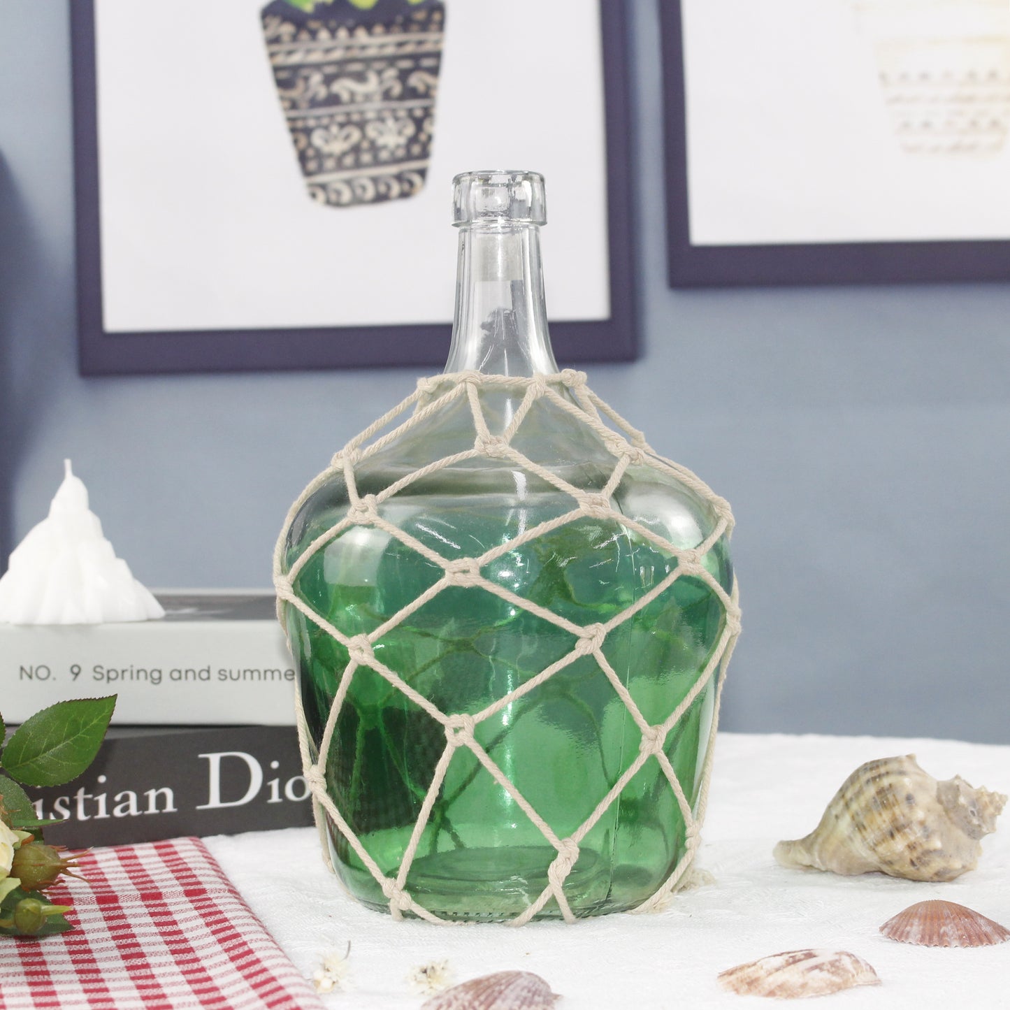 2024 wholesale vintage handmade wicker rattan wrap woven glass bottle with rattan handle